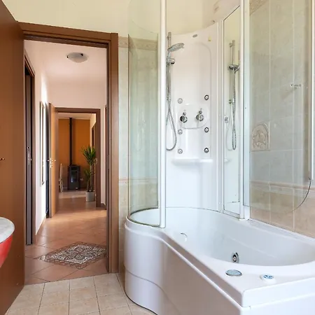Finestra Sulle Montagne Appartement Albavilla