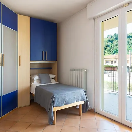 Finestra Sulle Montagne *