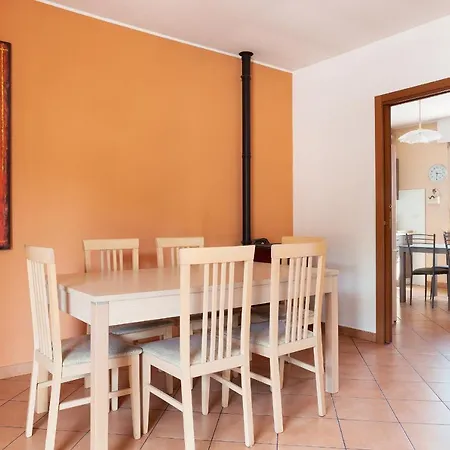 Finestra Sulle Montagne Apartamento Albavilla