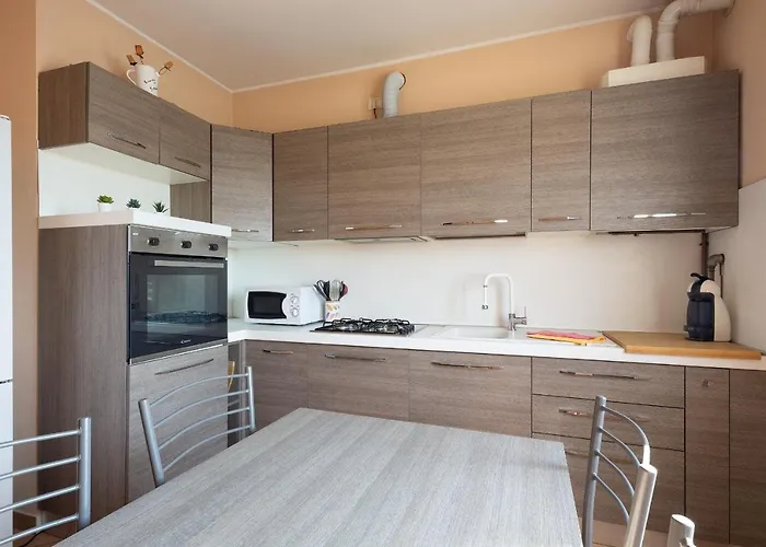 Finestra Sulle Montagne Apartment Albavilla