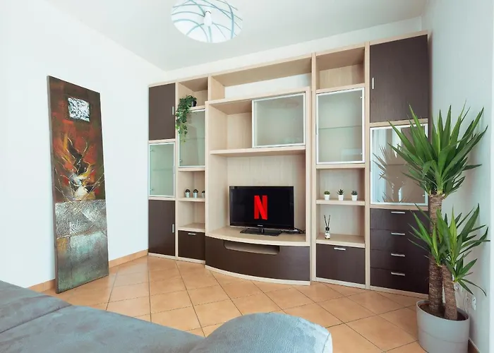 Finestra Sulle Montagne Albavilla