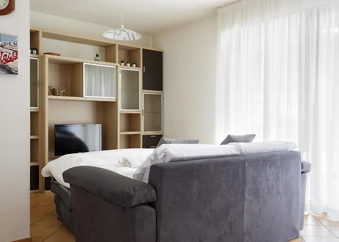 Finestra Sulle Montagne *