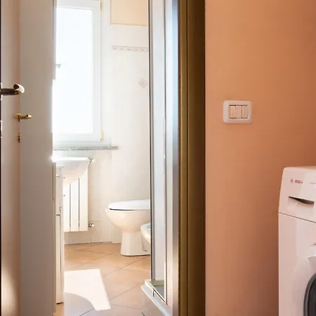 Finestra Sulle Montagne * Albavilla